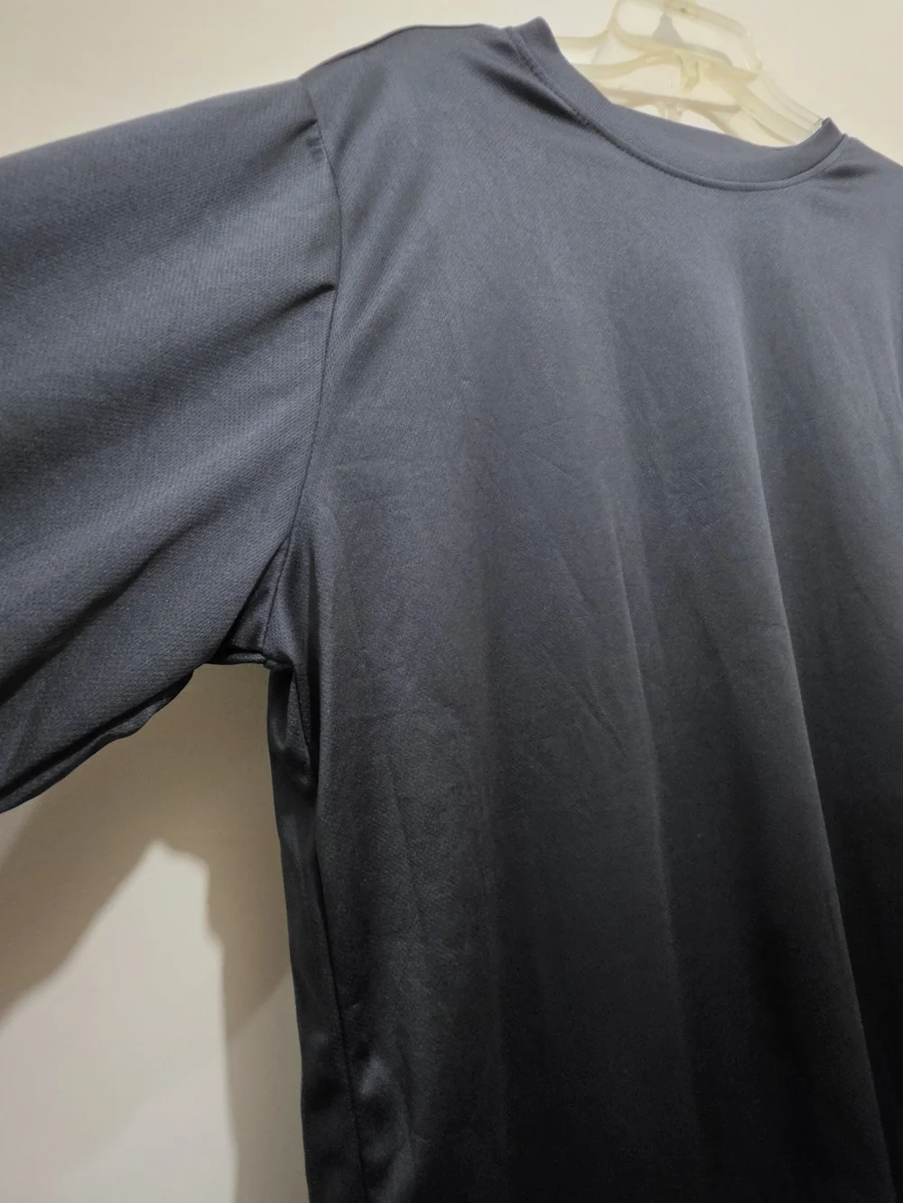 Real Essentials Men’s 3XL Black Long Sleeve Athletic Performance Shirt